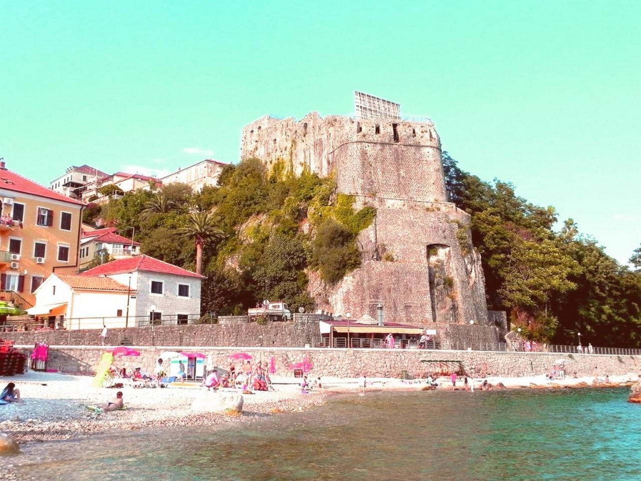 Apartments Lux Milano, Savina,Herceg-Novi Herceg Novi Eksteriør bilde